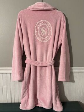 Victoria's Secret Cozy Plush Signature Robe Pretty Blossom Pink Women’s Size M/L